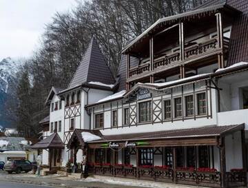 Фотографии Отель Conac Bavaria г. Буштени (Румыния) №1 Фото Отель Conac Bavaria г. Буштени 1