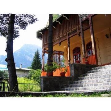 Фотографии Гостевой дом Casa Frasin г. Буштени (Румыния) №1 Фото Гостевой дом Casa Frasin г. Буштени 1
