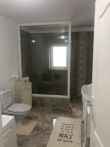 Фото номера Апартаменты - 1-й этаж Гостевой дом Casa Turta Dulce г. Буштени 4