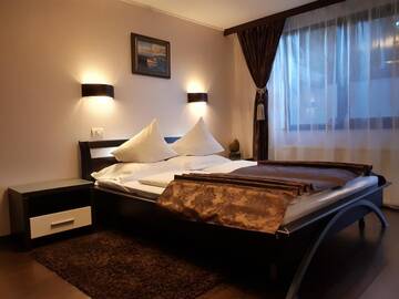 Фото номера Standard Double Room - Vila 3 Курортные отели Complex Cochet г. Буштени 3