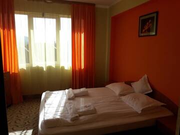 Фото номера Апартаменты Отель Hotel Iri г. Буштени 6