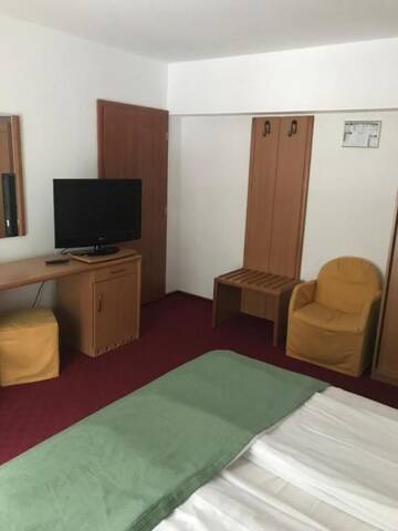 Фото номера Стандартный двухместный номер с 1 кроватью Гостевой дом Pensiunea Kalinder г. Буштени 11