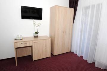 Фото номера Двухместный номер с 1 кроватью Гостевой дом Casa Tad г. Буштени 3