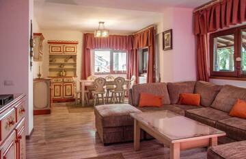 Фото номера Вилла Делюкс Гостевой дом Zamora Bellevue by CityLife Suites г. Буштени 7