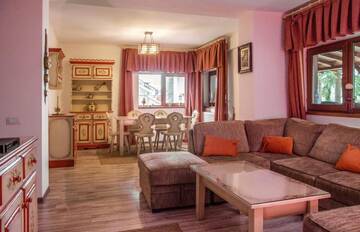 Фото номера Вилла Делюкс Гостевой дом Zamora Bellevue by CityLife Suites г. Буштени 42
