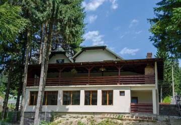 Фото номера Вилла Делюкс Гостевой дом Zamora Bellevue by CityLife Suites г. Буштени 13