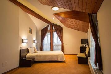 Фото номера Двухместный номер с 1 кроватью Гостевой дом Pension Casa Sara г. Буштени 25