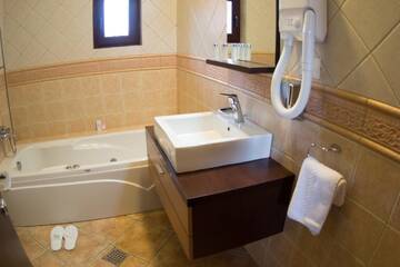 Фото номера Двухместный номер с 1 кроватью Гостевой дом Pension Casa Sara г. Буштени 18