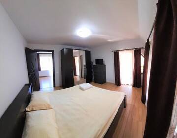 Фото номера Вилла с 3 спальнями Виллы CASA ALY г. Буштени 15