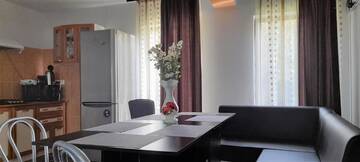 Фото номера Вилла с 3 спальнями Виллы CASA ALY г. Буштени 13