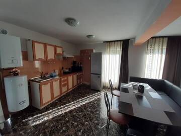 Фото номера Вилла с 3 спальнями Виллы CASA ALY г. Буштени 7
