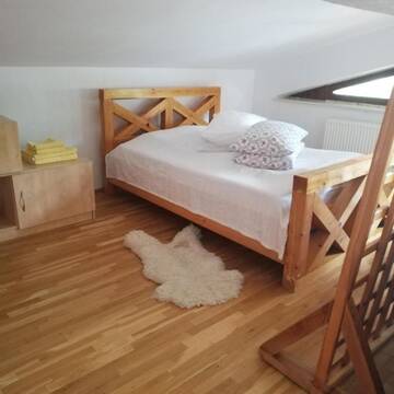 Фото номера Дом для отпуска Дома для отпуска Casa Vis de Munte 2 ZAMORA г. Буштени 11