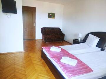 Фото номера Улучшенный двухместный номер с 1 кроватью Отель Bianca House г. Буштени 9