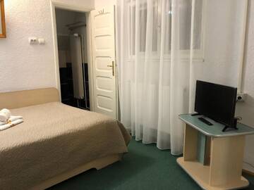 Фото номера Одноместный номер с собственной ванной комнатой Гостевой дом Casa Mina г. Буштени 5