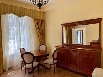 Фото номера Апартаменты с видом на сад Виллы Vila Castel Cantacuzino г. Буштени 8