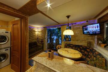 Фото номера Вилла с 1 спальней Виллы Boutique Hotel Club-Austria г. Буштени 8