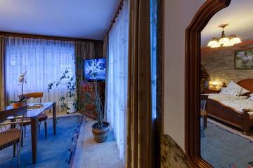 Фото номера Вилла с 6 спальнями Виллы Boutique Hotel Club-Austria г. Буштени 22