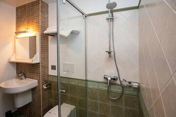 Фото номера Sofia Apartment Individual Entrace Гостевой дом Casa Freya г. Буштени 11