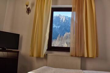 Фотографии Отель Hotel Paraul Rece г. Буштени (Румыния) №2 Фото Отель Hotel Paraul Rece г. Буштени 2