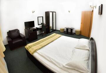 Фото номера Двухместный номер с 1 кроватью Отель Hotel Paraul Rece г. Буштени 21