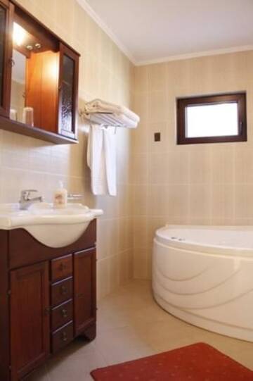 Фото номера Люкс Гостевой дом Pension Casa Ali &amp; Andu г. Буштени 6